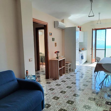 L'Arabesco Apartment Amalfi Bagian luar foto