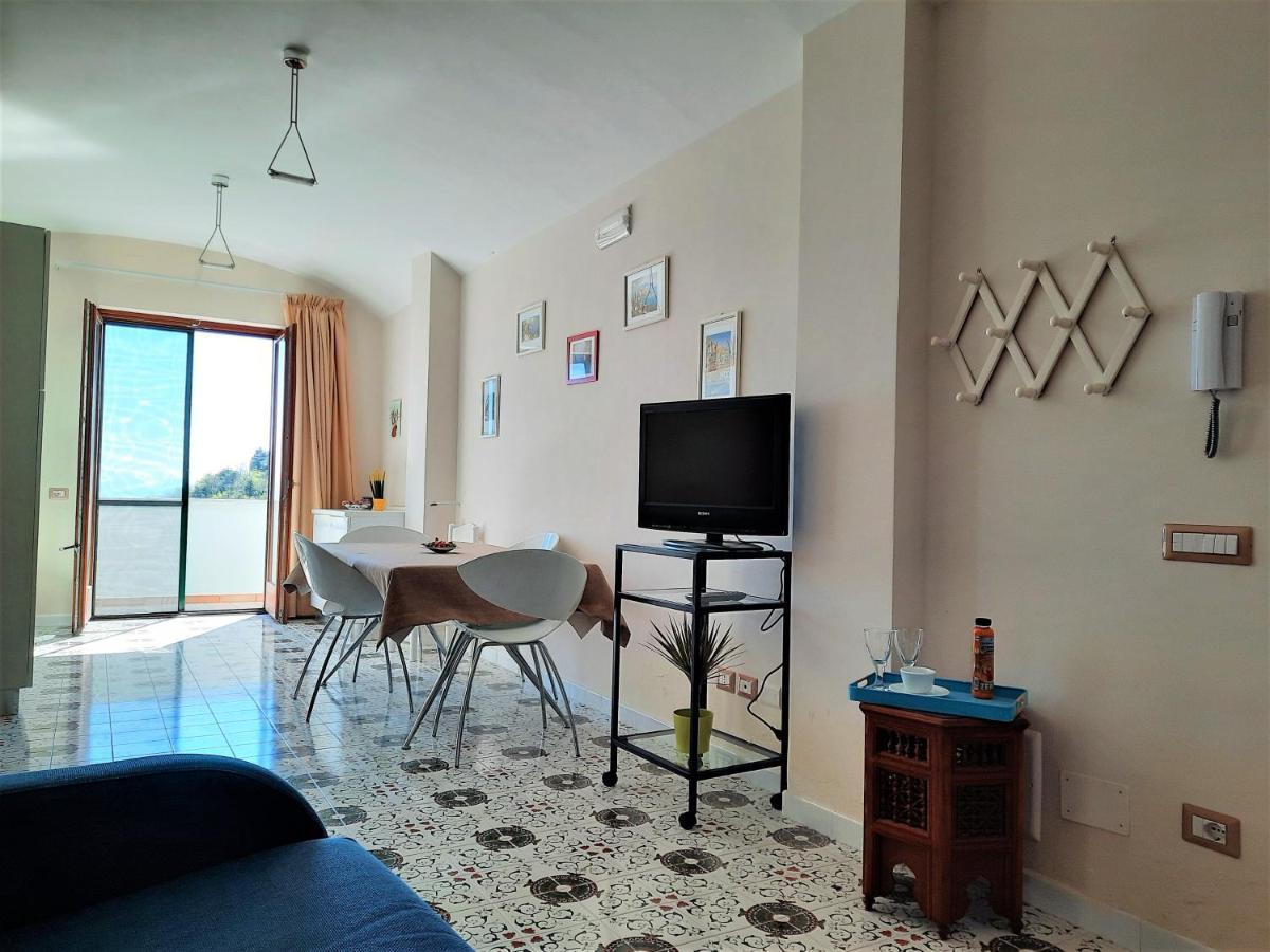 L'Arabesco Apartment Amalfi Bagian luar foto
